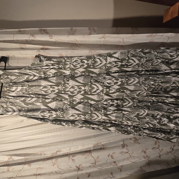 Talbots Green Patterned Women's Dress - Picture 2 of 2